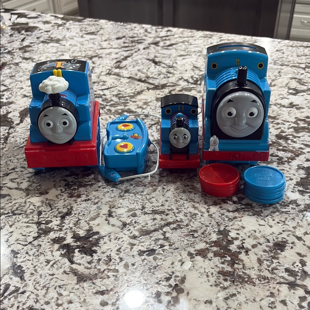 Thomas & Friends Remote Control, music and counting trains bundle